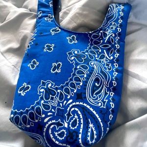 YAITO knot bag paisley blue